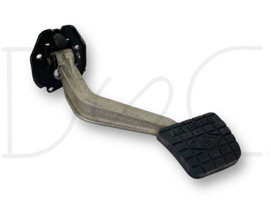 99-03 Ford F650 F750 Air Brake Pedal Assembly Bw OEM