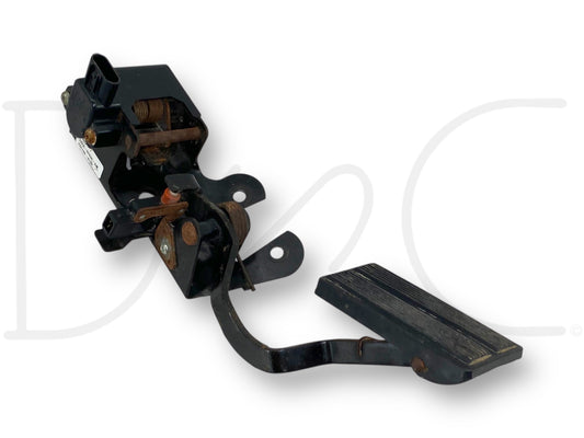 96-97 Ford F250 F350 OE 7.3 7.3L Diesel Accelerator Throttle Pedal F6Ta-9F836-Aa