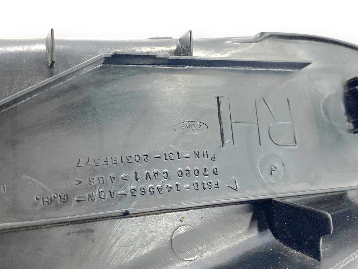 02-07 Ford F250 F350 RH Right Passenger Front Power Window Lock Switch Panel