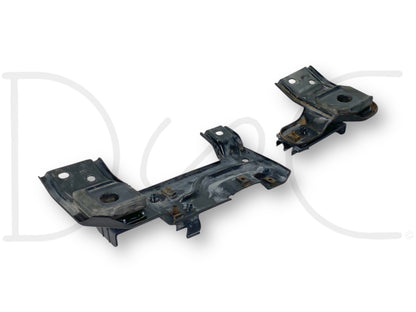 99-03 Ford F250 F350 Upper Radiator Mount Bracket Pair OE Brackets *Blem*