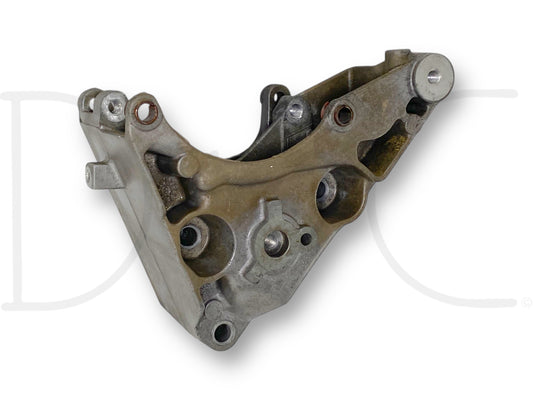 96-02 Chevy GMC 4.3 5.0 5.7 Vortec Alternator Bracket OEM 10236997