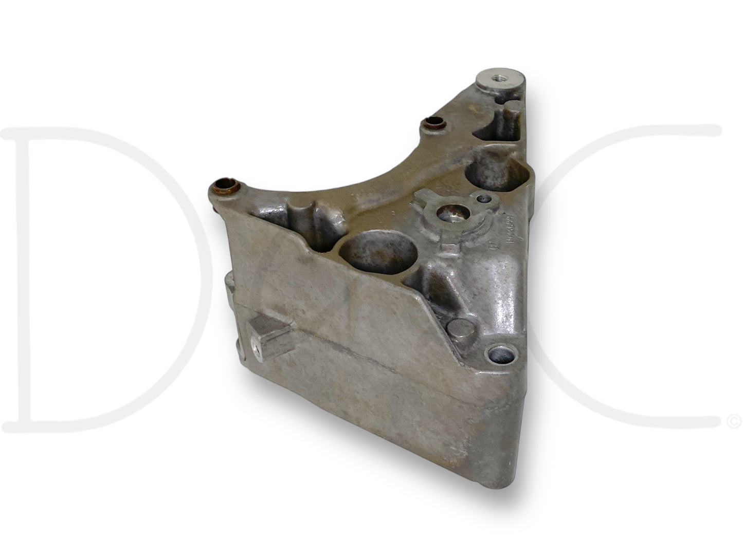 96-02 Chevy GMC 4.3 5.0 5.7 Vortec Alternator Bracket OEM 10236997
