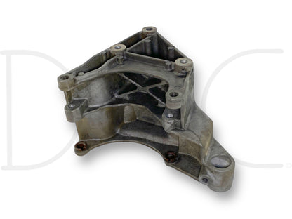 96-02 Chevy GMC 4.3 5.0 5.7 Vortec Alternator Bracket OEM 10236997