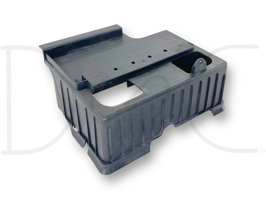 05-07 Ford F250 F350 LH Left Driver Battery Cover Box Lid 5C34-10B717-BA *Blem*