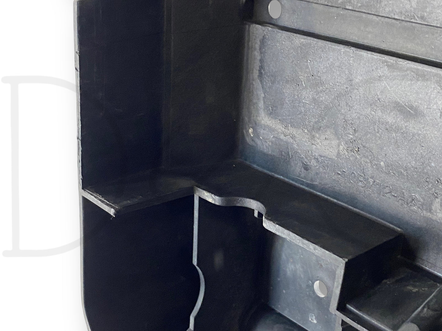 05-07 Ford F250 F350 6.0 6.0L Diesel LH Driver Battery Tray Air Filter Bracket