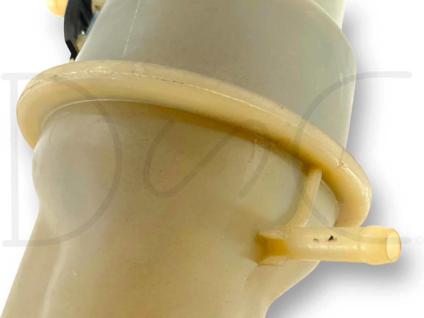 05-07 Ford F250 F350 6.0L Power Steering Fluid Reservoir 3 Port 5C34-3R700-Be