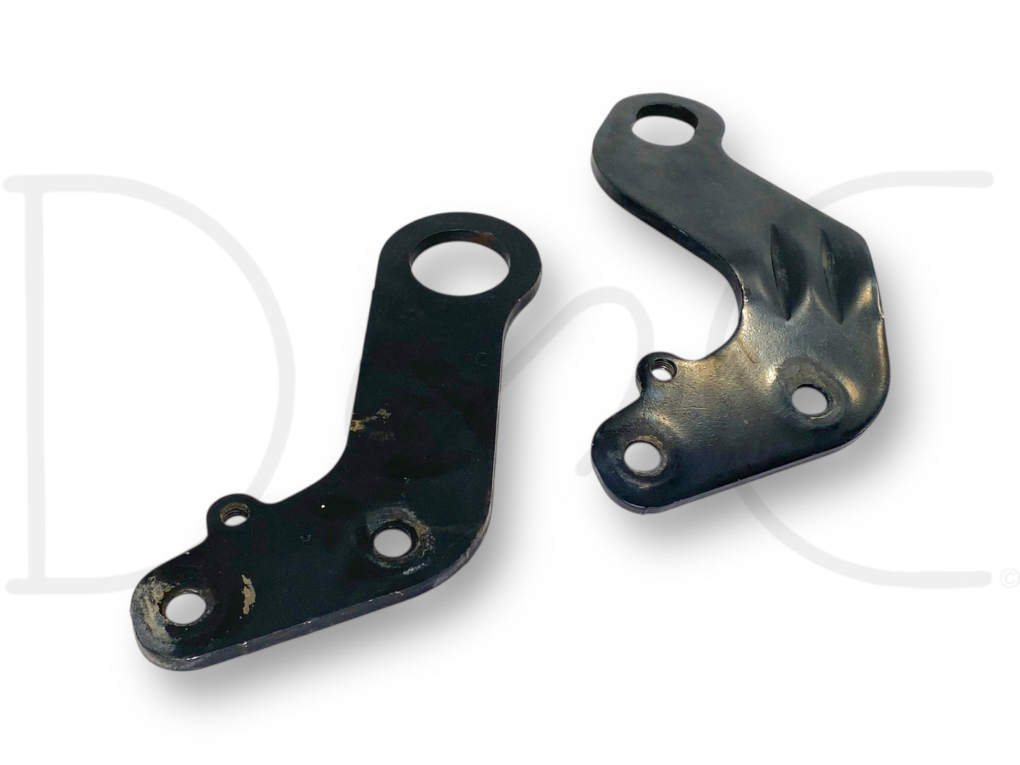 03-07 Ford F250 F350 6.0 6.0L Powerstroke Engine Lifting Eye Hook Bracket Set OE