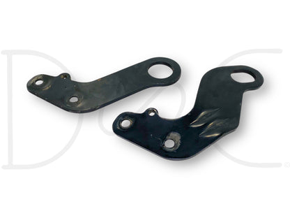 03-07 Ford F250 F350 6.0 6.0L Powerstroke Engine Lifting Eye Hook Bracket Set OE