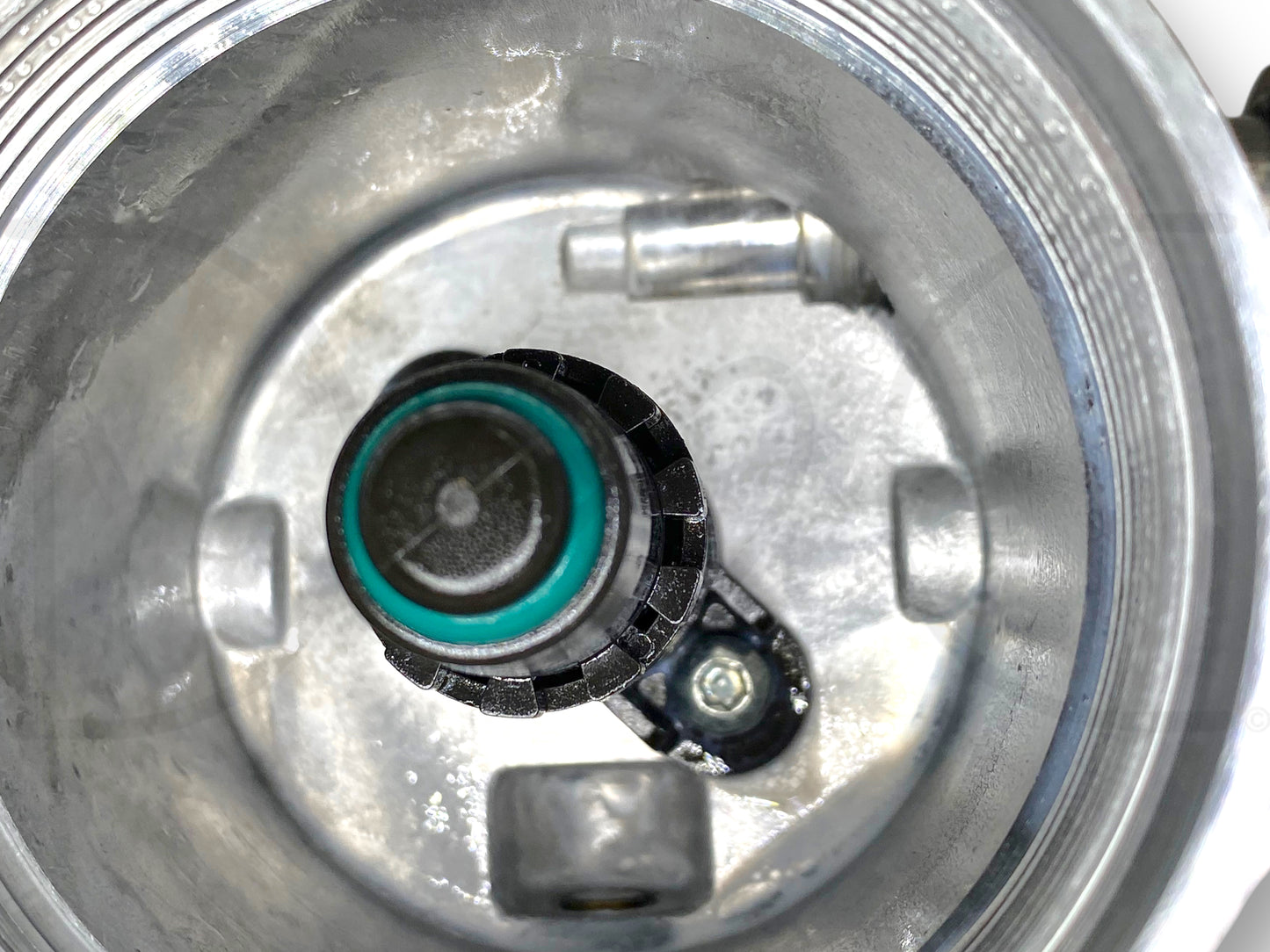 03-07 Ford F250 F350 6.0 6.0L Diesel Fuel Oil Filter Housing Assembly 1844576C93