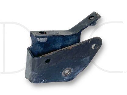 99-07 Ford F250 F350 2WD I-Beam Front Axle Pivot Mount Bracket Front LH Left OE