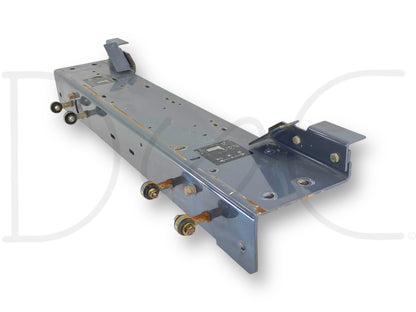 Gehl 4840 Skid Steer Loader Steering Linkage Bracket Crossmember Plate 139975