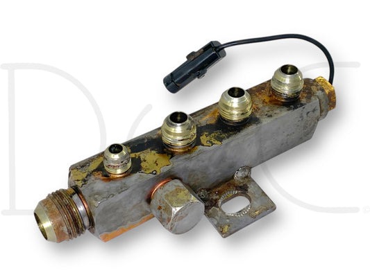 Gehl 4640 4840 Skid Steer Hydraulic Manifold & Temperature Switch 184946 132049