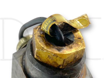 Gehl 4640 4840 Skid Steer Hydraulic Manifold & Temperature Switch 184946 132049