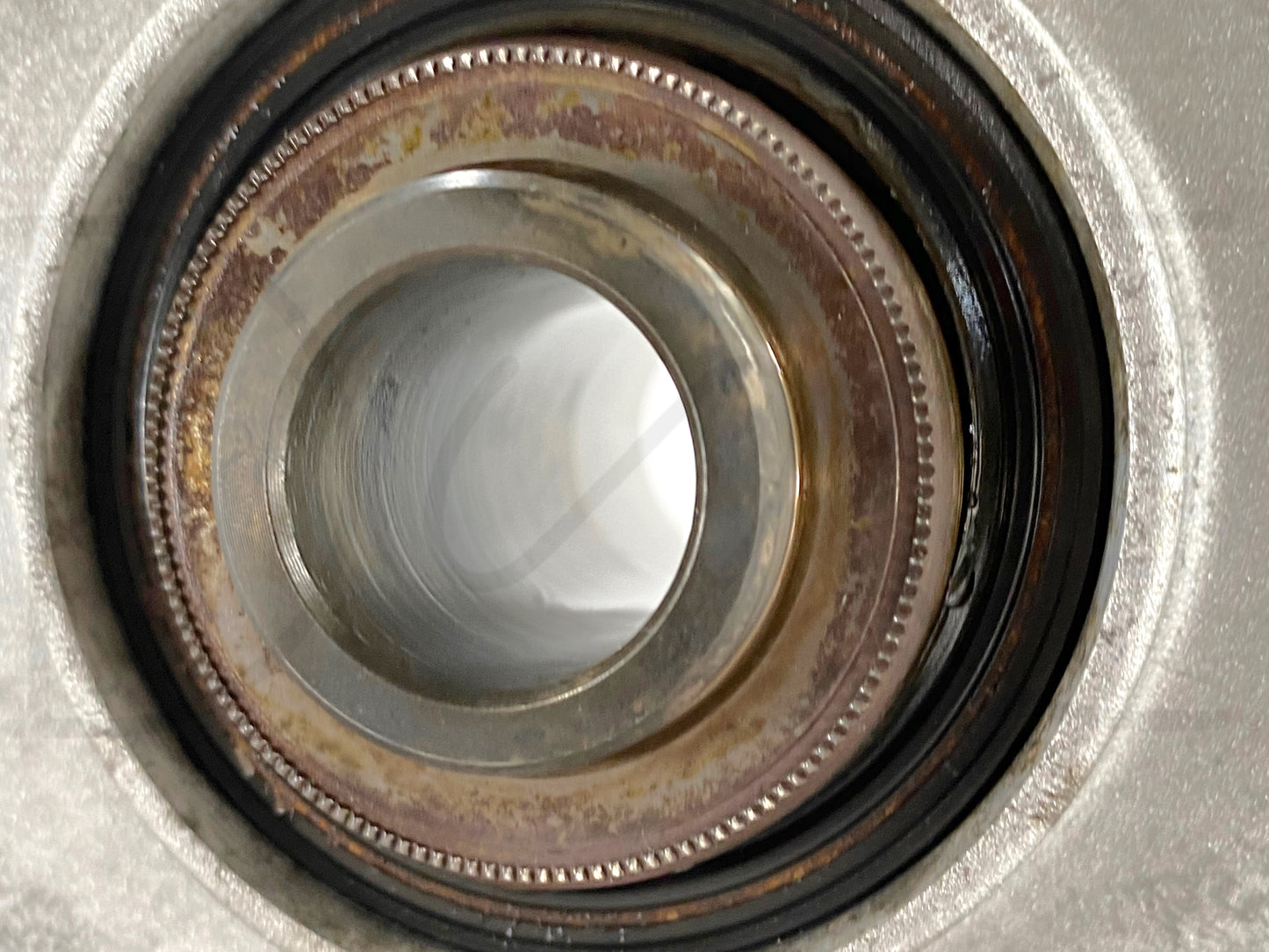 Gehl 4840 Deutz F4M2011 Front Cover Throttle Governor 04281187 F4M 2011