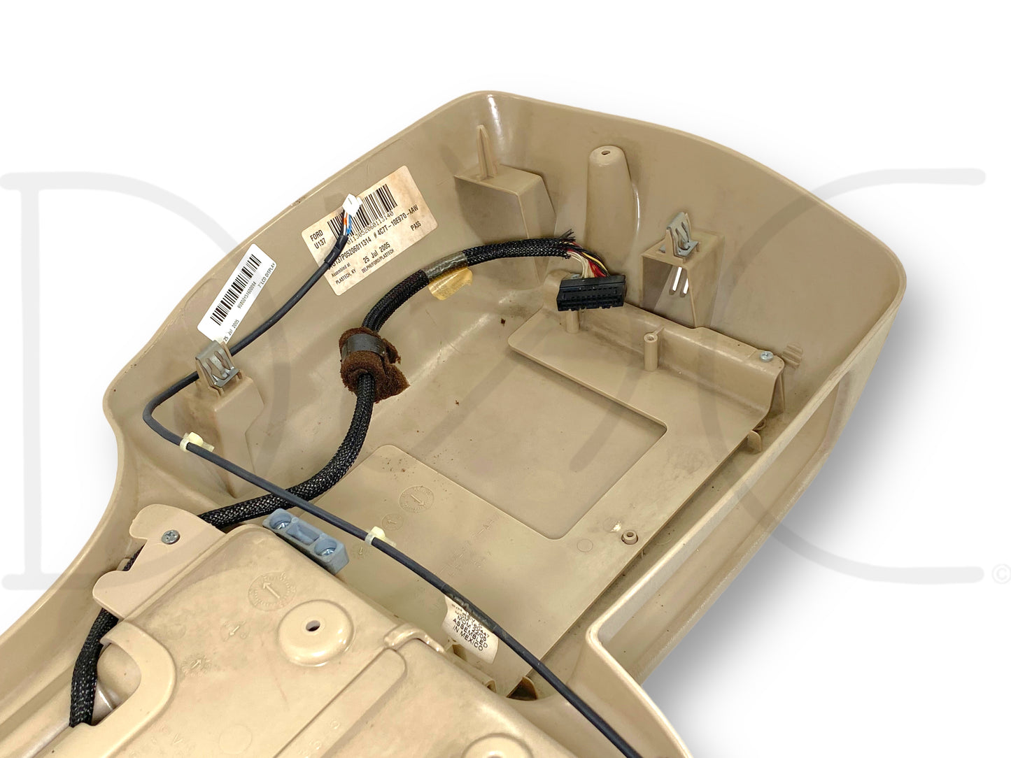 00-05 Ford Excursion Limited Rear Dvd Overhead Console Housing Tan *Blem*