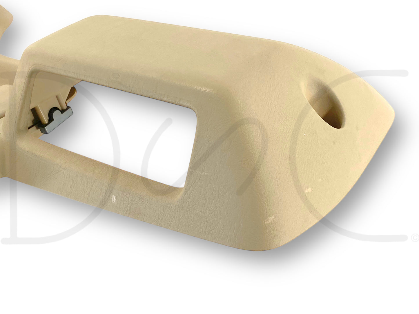 00-05 Ford Excursion Limited Rear Dvd Overhead Console Housing Tan *Blem*