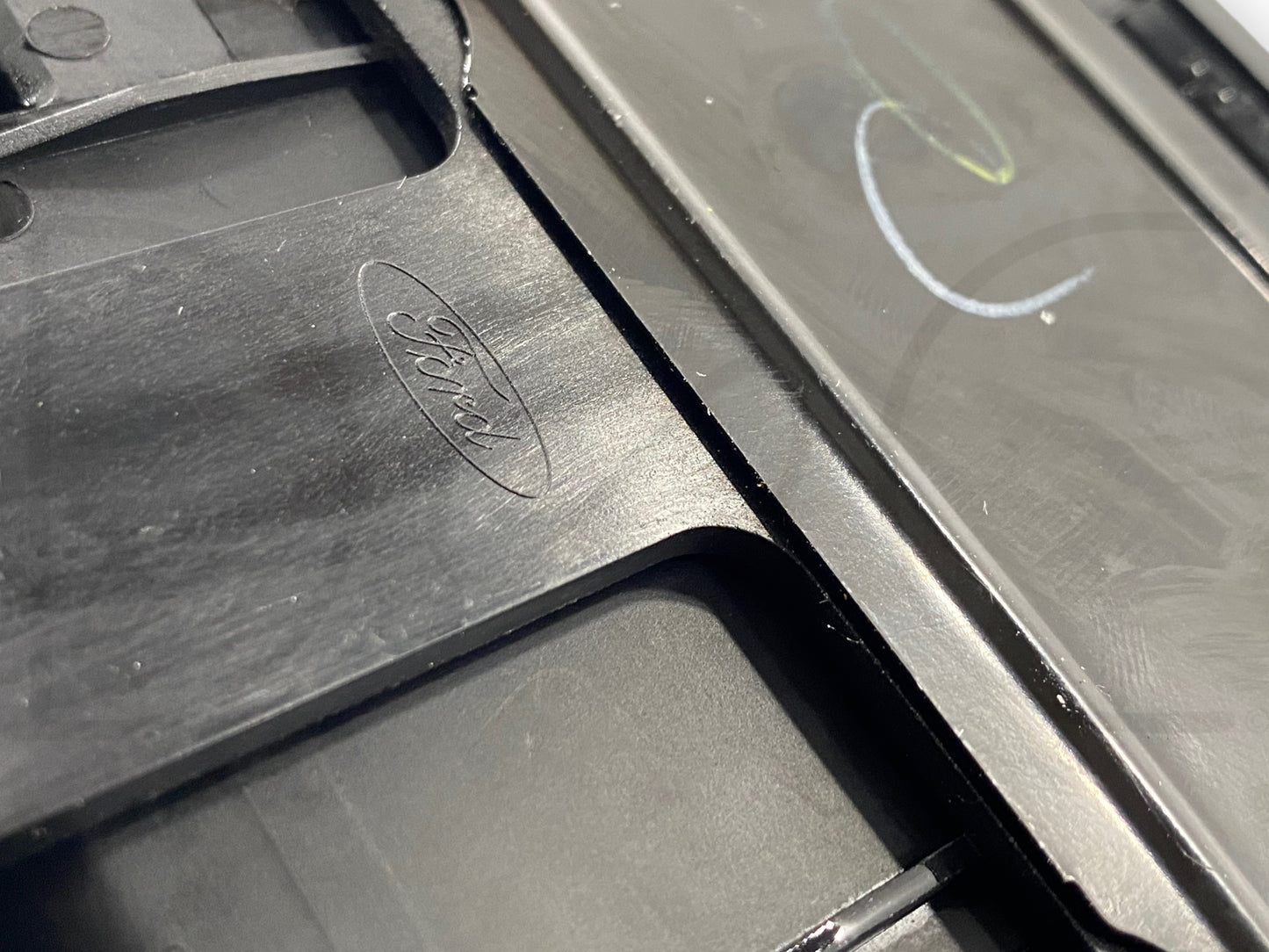 99-04 Ford F250 F350 Excursion Dash Cupholder Pull Out Assembly Tan OE