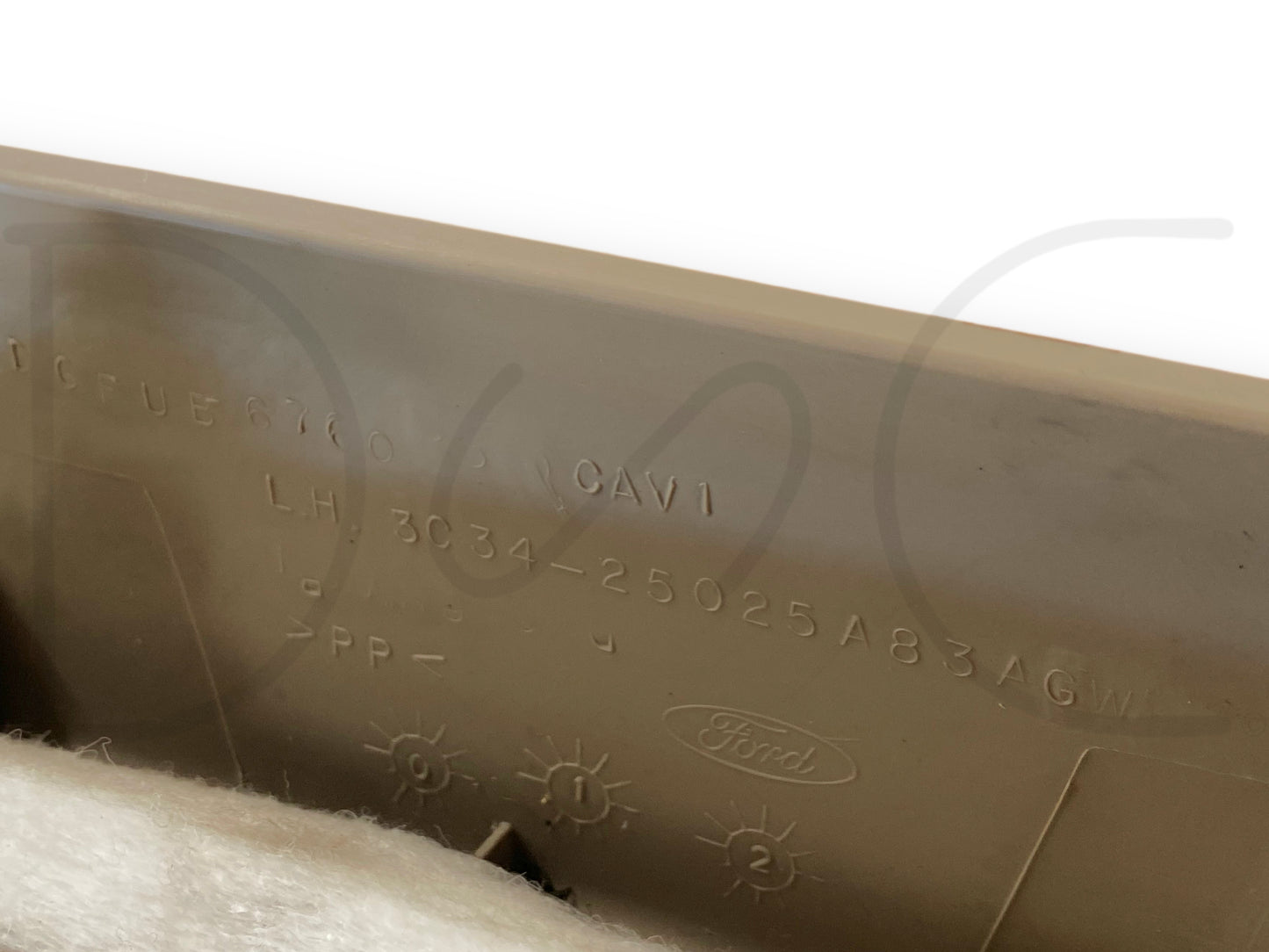 03-07 Ford F250 F350 LH Left Driver A-Pillar Trim W/ Grab Handle Tan OE