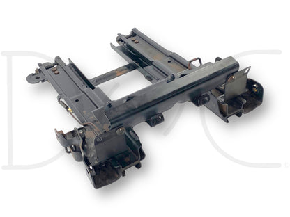 00-05 Ford Excursion Rear 2Nd Row RH Right Passenger Seat Base Mount Bracket