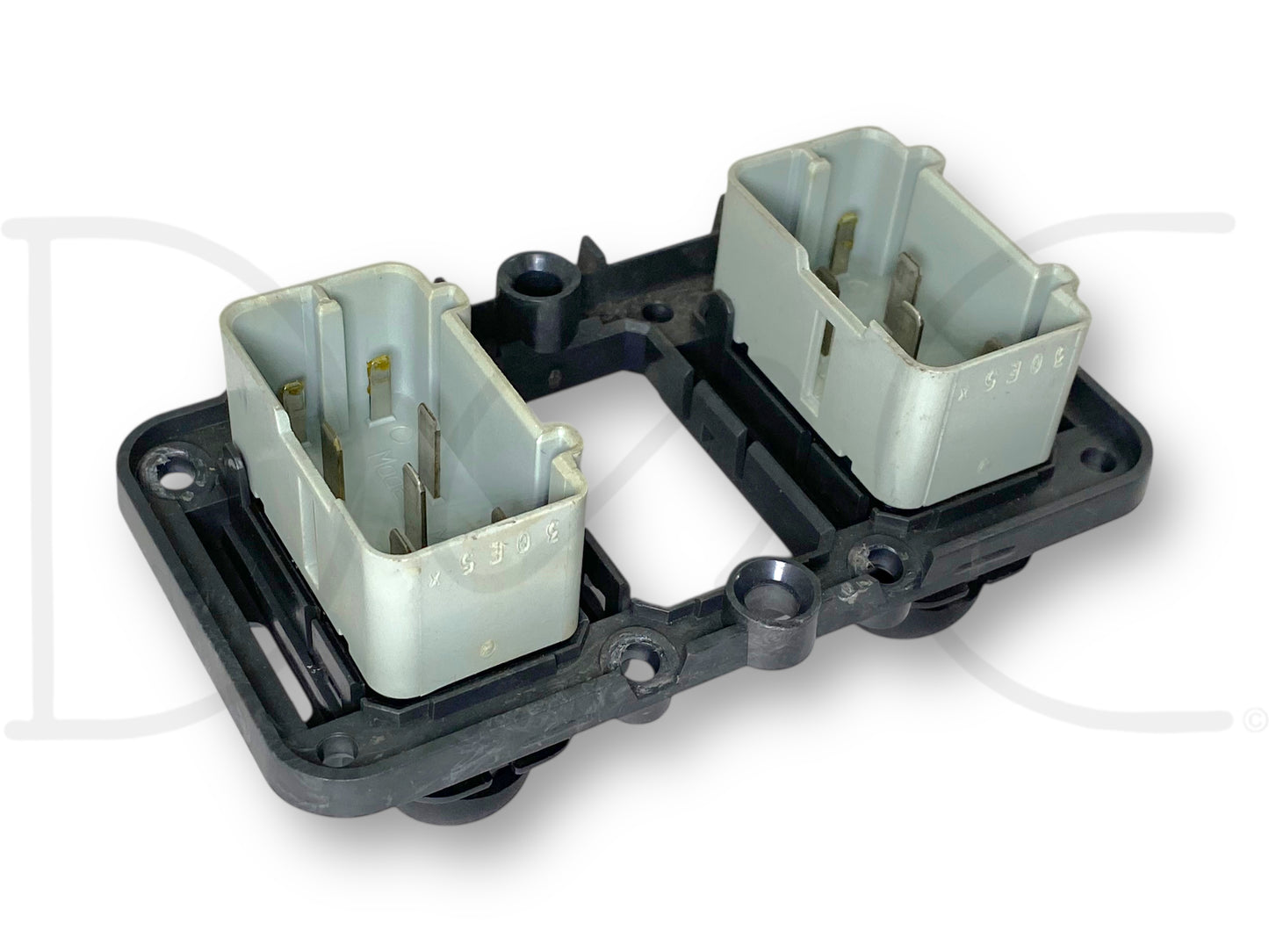 00-05 Ford Excursion Overhead Console Vent Window Switch Assembly OE Switches