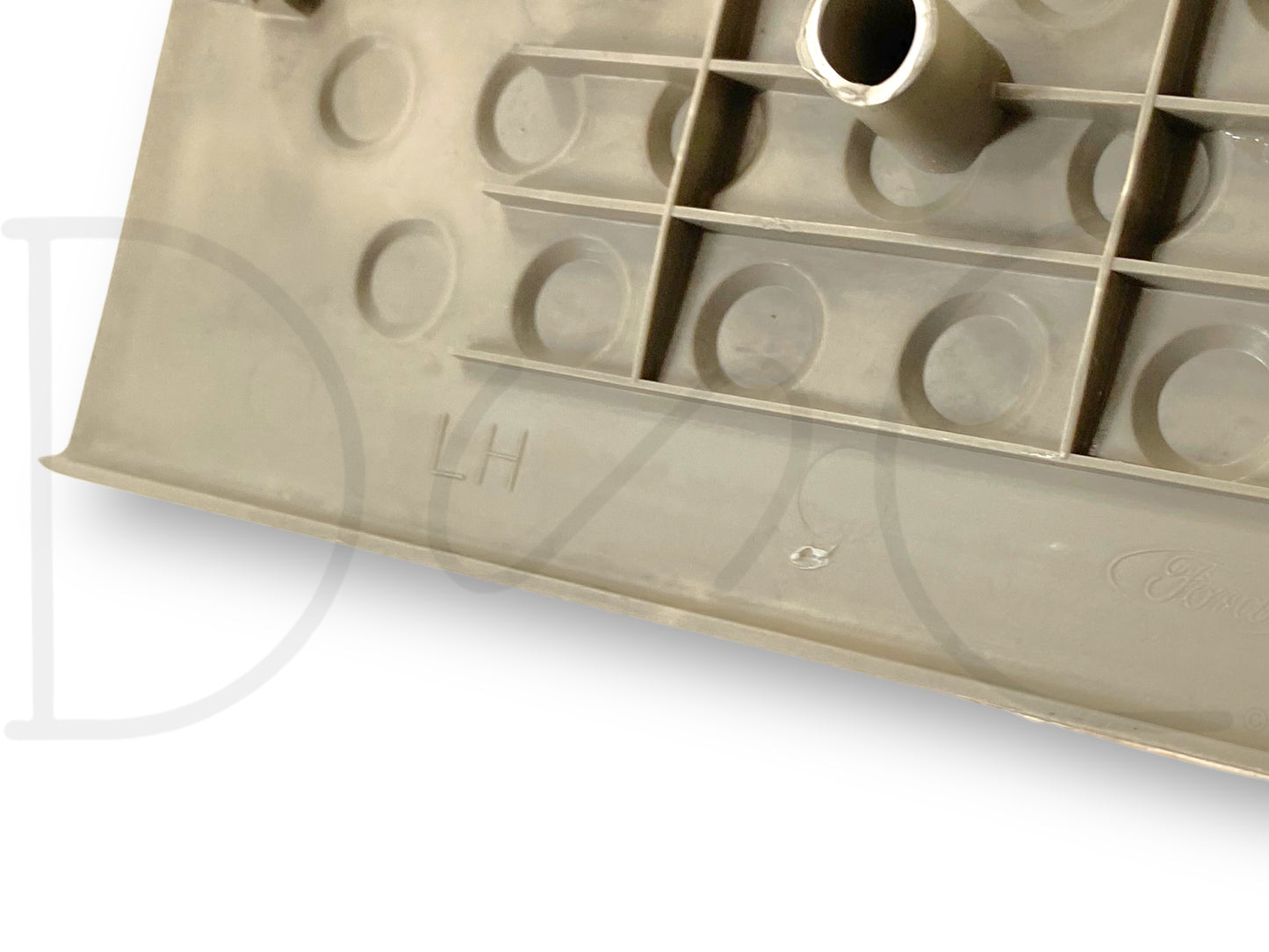 00-05 Ford Excursion LH Left Driver Rear Rocker Sill Trim Panel Tan OE