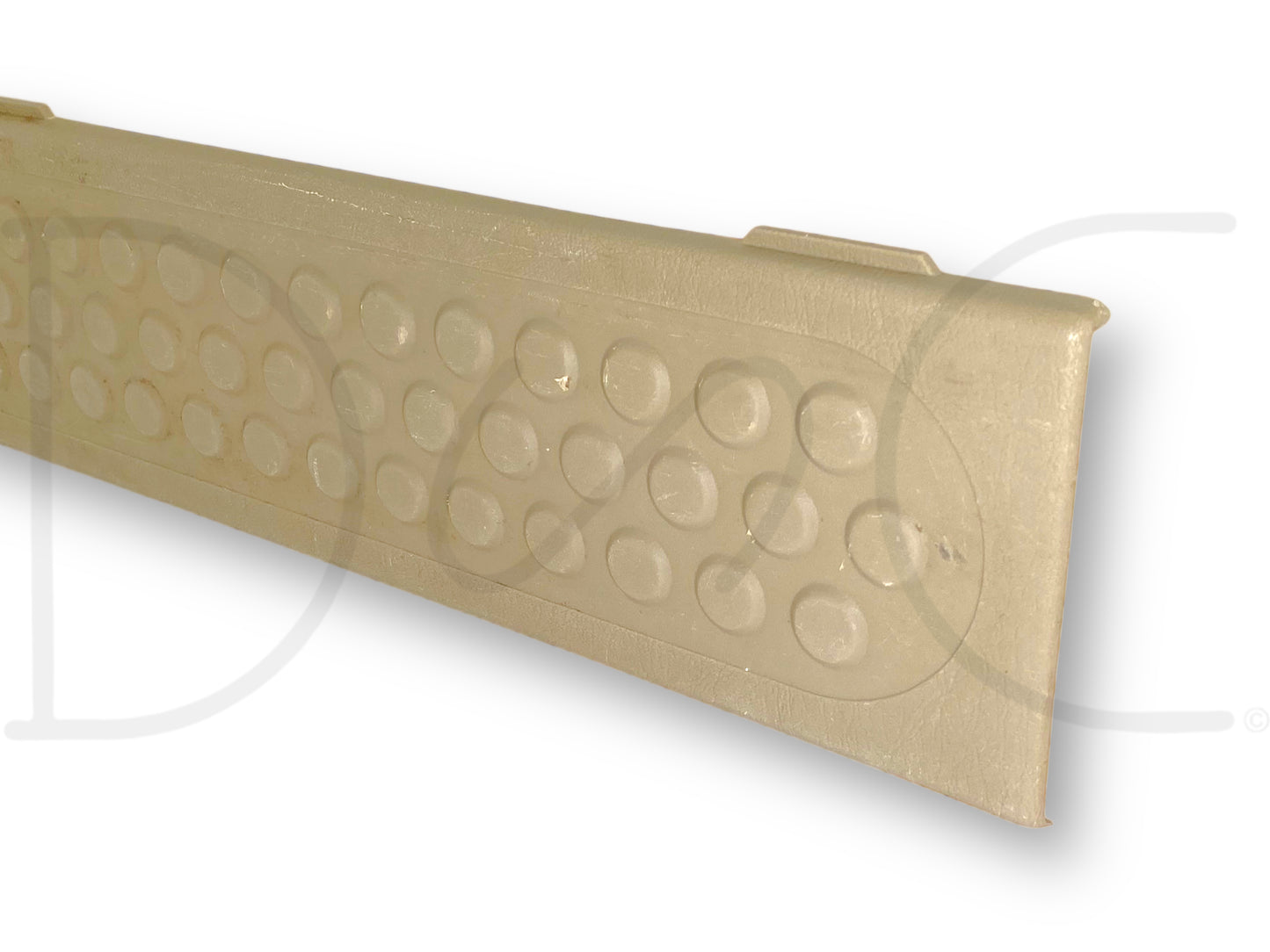 00-05 Ford Excursion LH Left Driver Rear Rocker Sill Trim Panel Tan OE