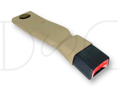 01-07 Ford F250 F350 RH Right Passenger Front Seat Belt Seatbelt Latch Buckle