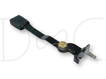 00-05 Ford Excursion 2nd Row LH Left Rear Seat Belt Seatbelt Latch Buckle OE