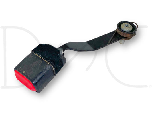 00-05 Ford Excursion 2nd Row RH Right Rear Seat Belt Seatbelt Latch Buckle OE