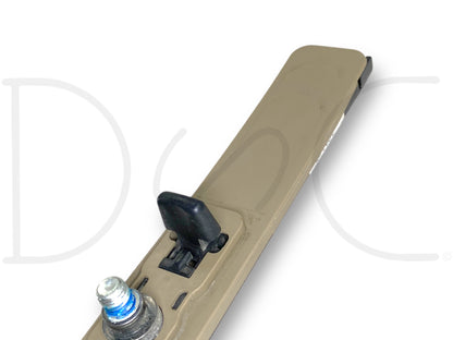 02-07 Ford F250 F350 Front Seatbelt Seat Belt Shoulder Height Adjuster Bracket