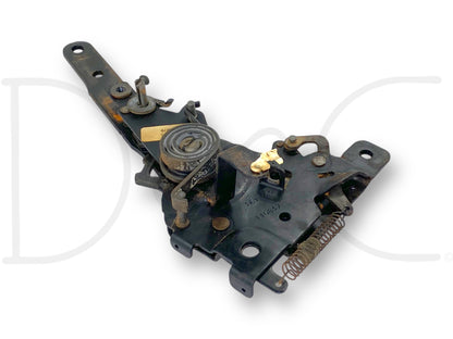 00-05 Ford Excursion 2Nd Row Rear Seat Back Fold Tilt Hinge Set RH Right