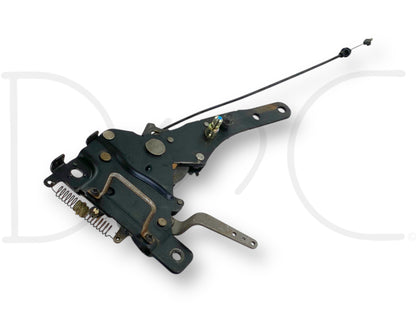 00-05 Ford Excursion 2Nd Row Rear Seat Back Fold Tilt Hinge Set RH Right