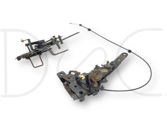 00-05 Ford Excursion 2Nd Row Rear Seat Back Fold Tilt Hinge Set LH Left