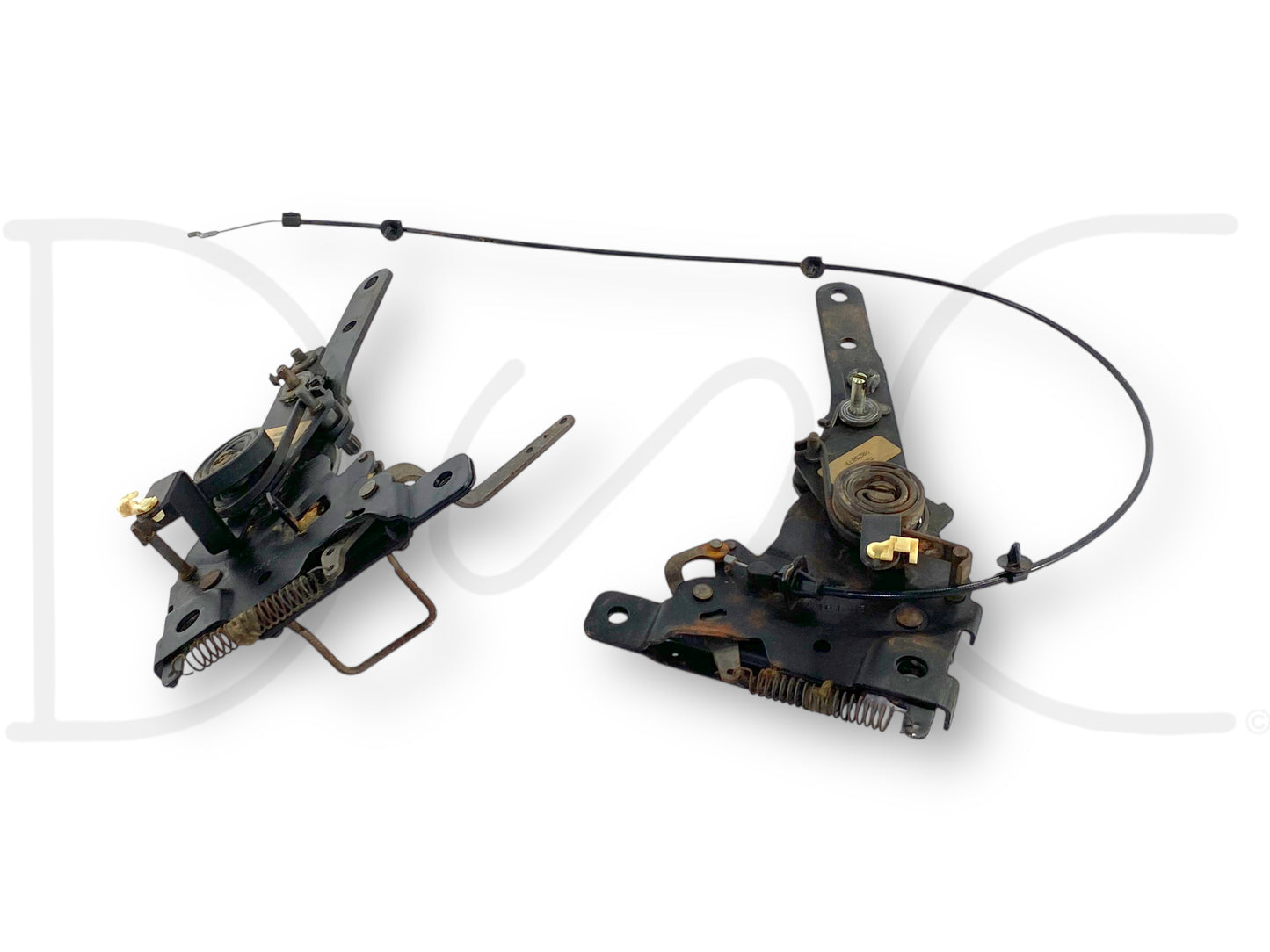 00-05 Ford Excursion 2Nd Row Rear Seat Back Fold Tilt Hinge Set LH Left