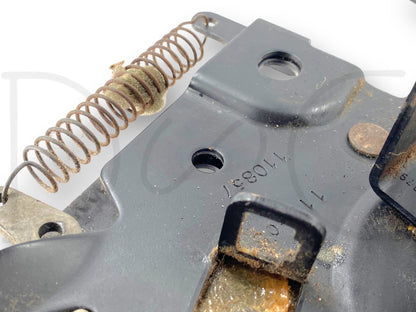 00-05 Ford Excursion 2Nd Row Rear Seat Back Fold Tilt Hinge Set LH Left