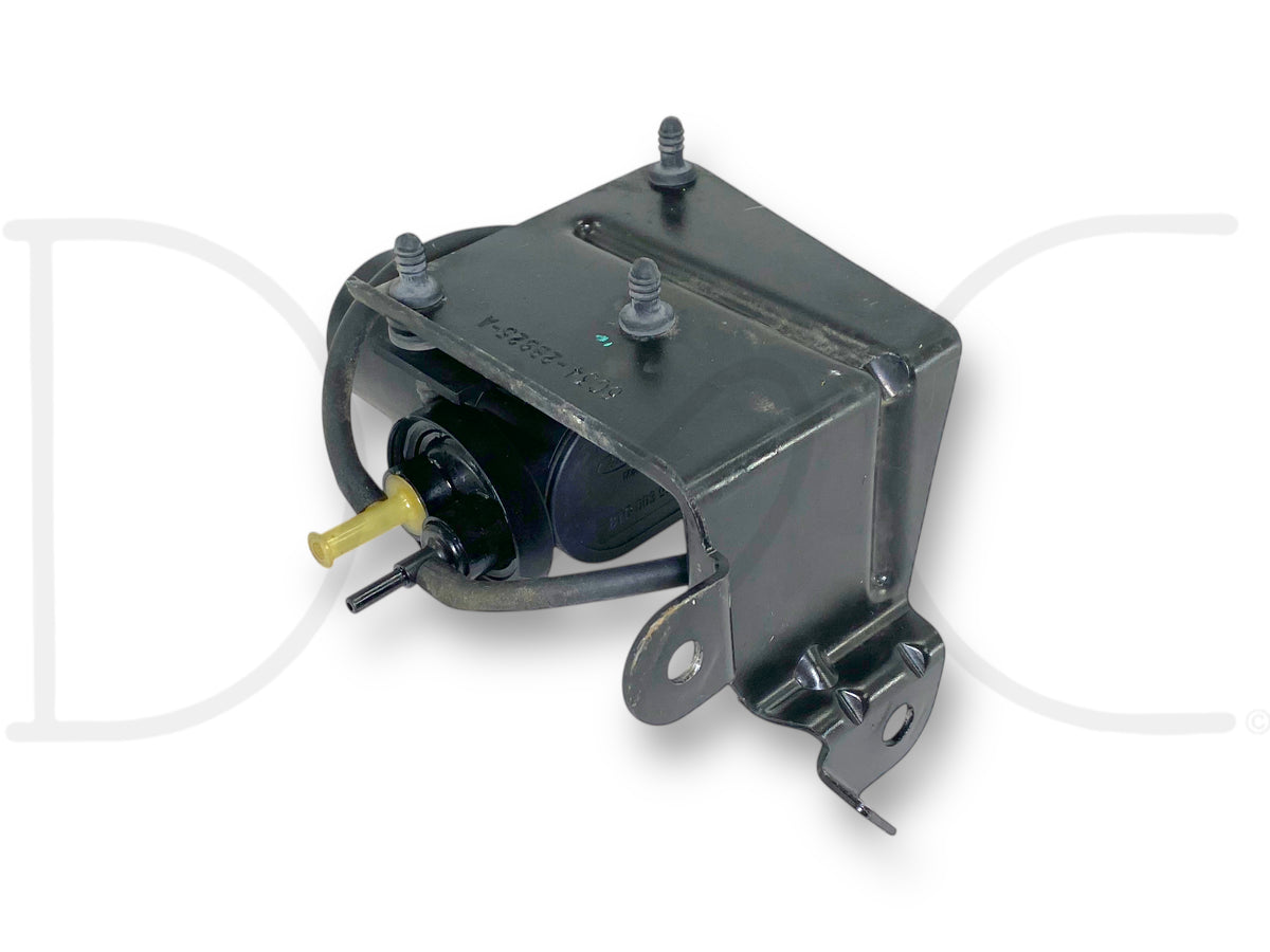 99-07 Ford F250 F350 7.3 6.0 Vacuum Pump With Mount Bracket OE 4C34-2A451-B