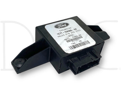 00-05 Ford Excursion Reverse Park Assist Module Body Control BCM 1C7T-15K866-Aa used part with light wear, compatible with 2000-2005 Ford Excursion models, black plastic housing.