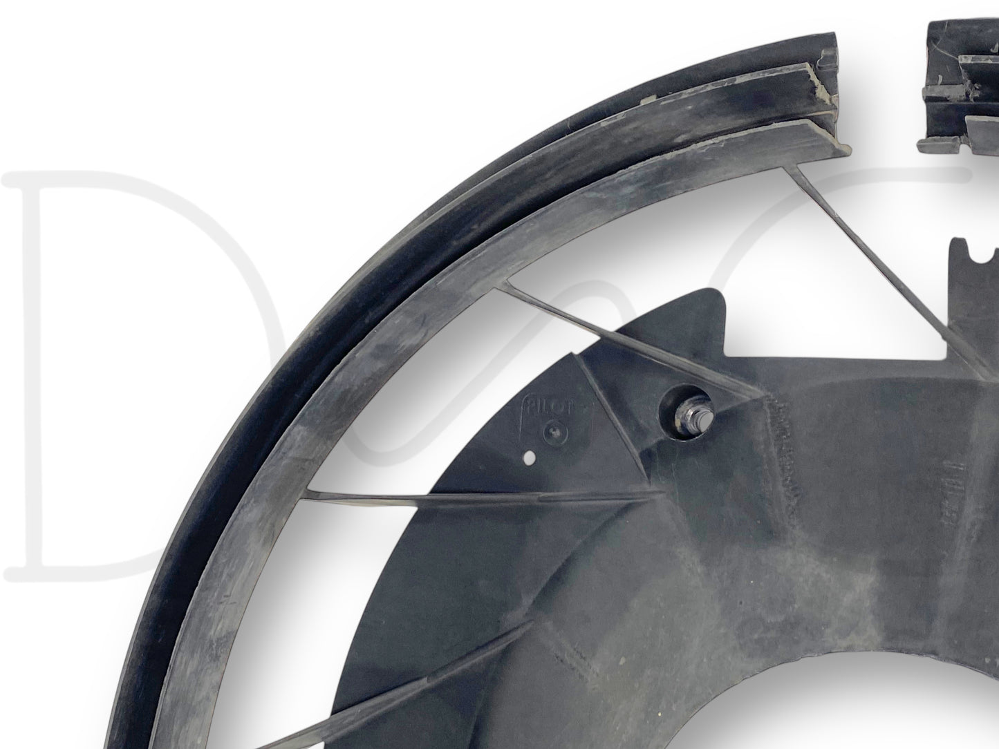 05-07 Ford F250 F350 6.0 6.0L Diesel Radiator Inner Fan Shroud 5C34-8B614 *Blem*