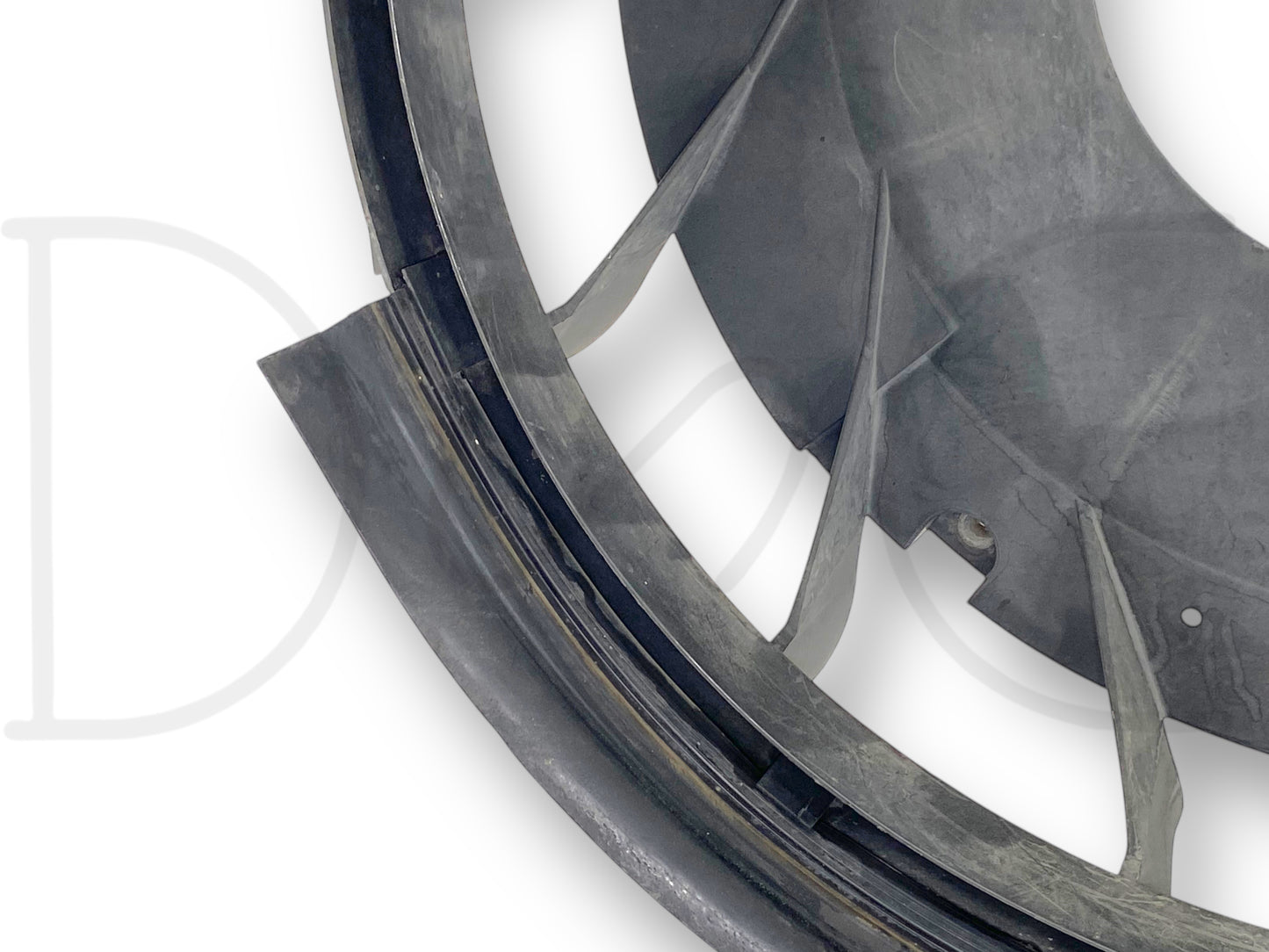 05-07 Ford F250 F350 6.0 6.0L Diesel Radiator Inner Fan Shroud 5C34-8B614 *Blem*