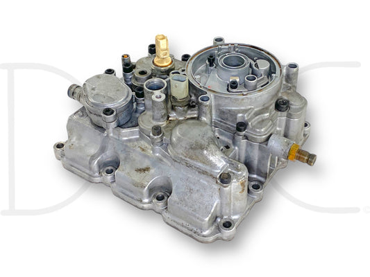 05-07 Ford F250 F350 6.0 6.0L Diesel Oil Cooler Housing Cover Assembly OE