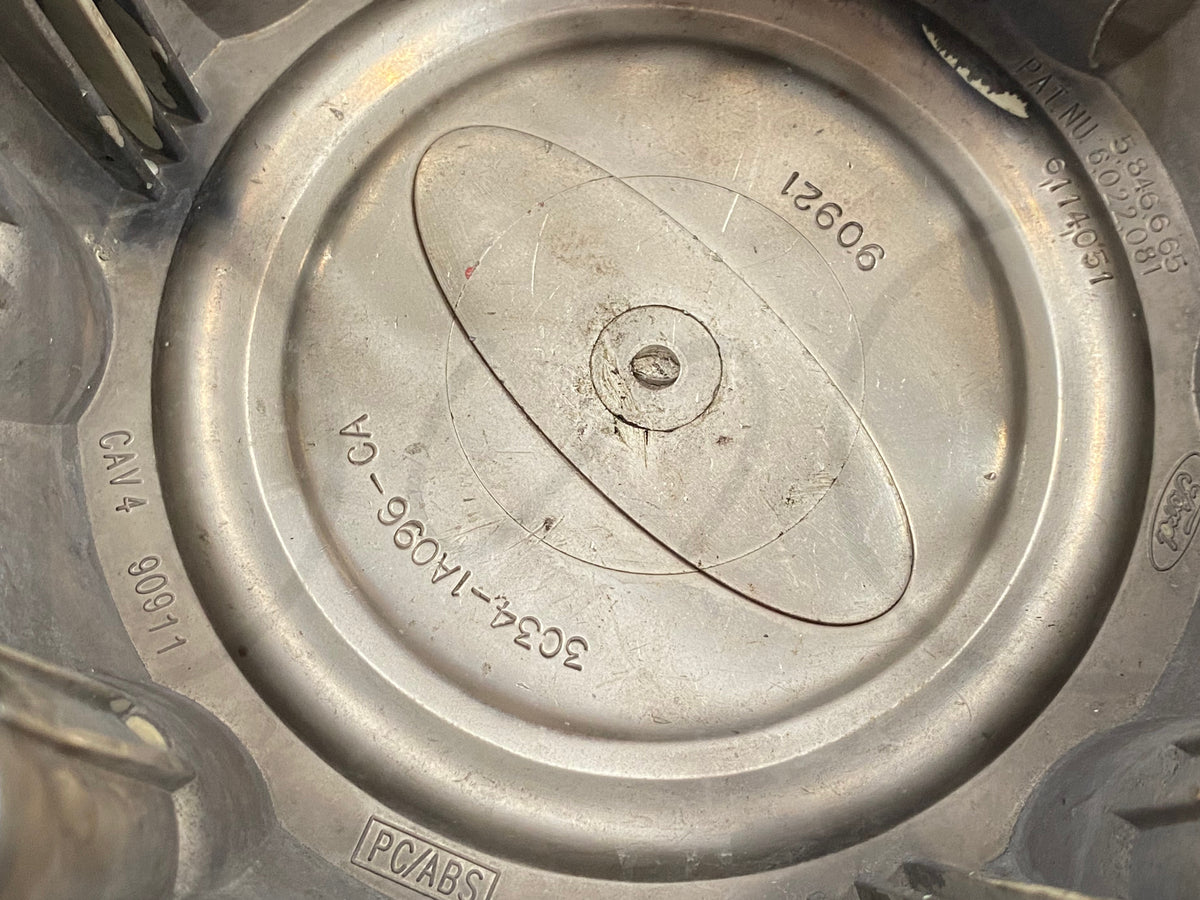 99-04 Ford F250 F350 Super Duty Wheel Center Hub Cap Hubcap Chrome OEM