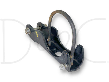 99-04 Ford F250 F350 RH Right Passenger Rear Axle Lower Shock Mount Bracket OEM