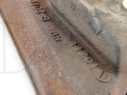 99-04 Ford F250 F350 RH Right Passenger 2WD 2X4 Spindle Knuckle OEM 1C34-3105-B