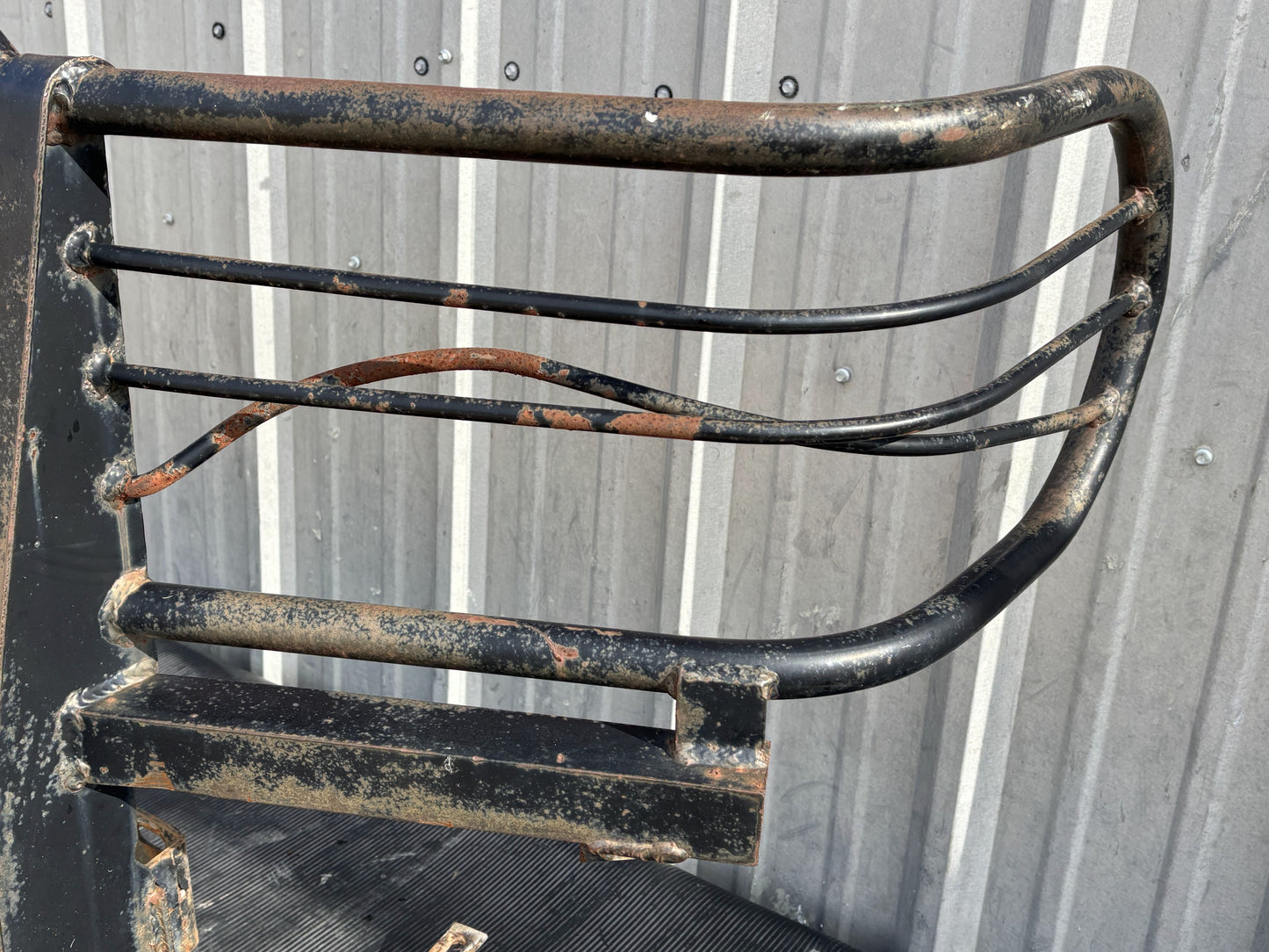 99-04 Ford F250 F350 Front Grill Brush Guard Black