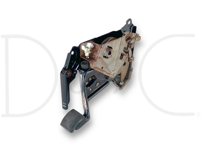 99-01 Ford F250 F350 Emergency Parking Brake Pedal Hood Release Lever E Brake OE