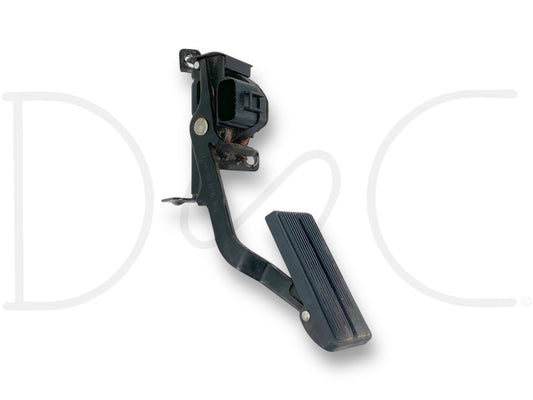 01-03 Ford F250 F350 OE 7.3 7.3L Diesel Accelerator Throttle Pedal 1C34-9F836-BA used condition with light wear, compatible with 2001-2003 Ford Super Duty diesel trucks.