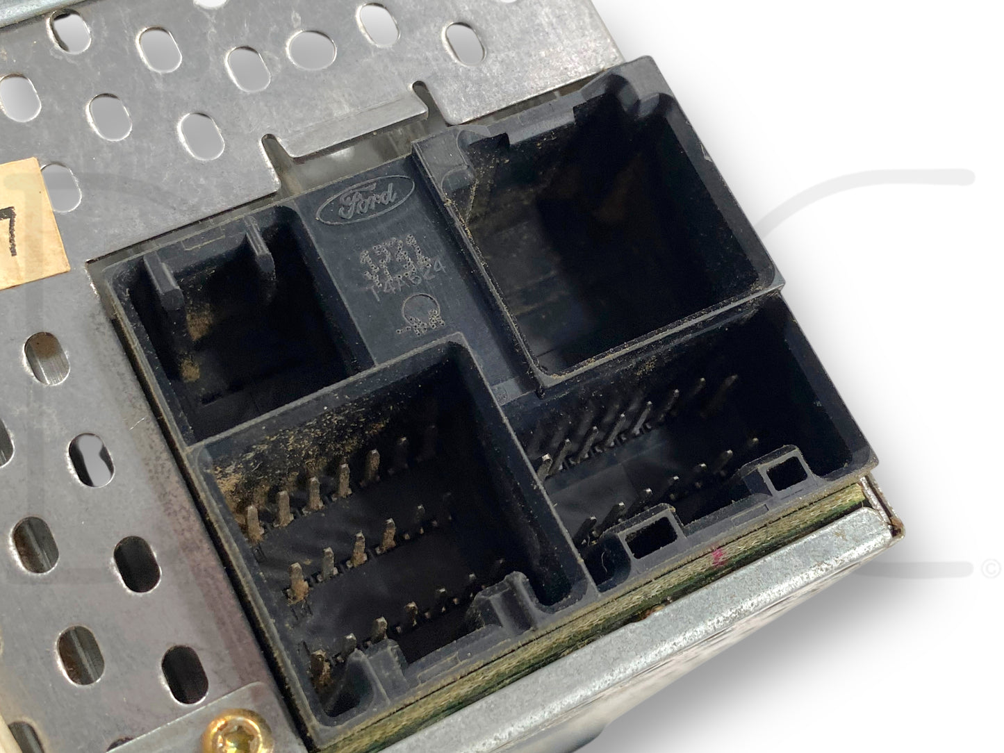 99-04 Ford F250 F350 Factory Radio Head Unit AM/FM CD Cassette OEM *Blem*