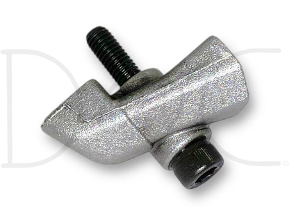 99-02 Ford F250 F350 7.3 7.3L Injector Oil Exhaust Spout Deflector W/ Bolt OE