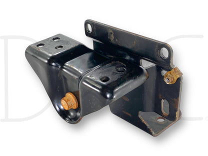 00-03 Ford F250 F350 RH Right Passenger Front Spring Hanger Crash Bar Bracket