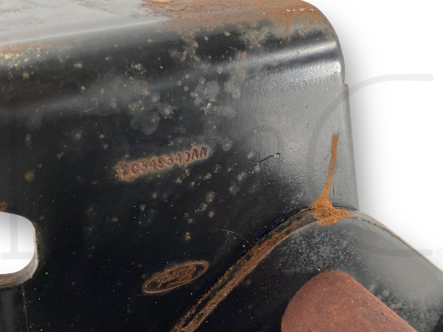 00-03 Ford F250 F350 RH Right Passenger Front Spring Hanger Crash Bar Bracket